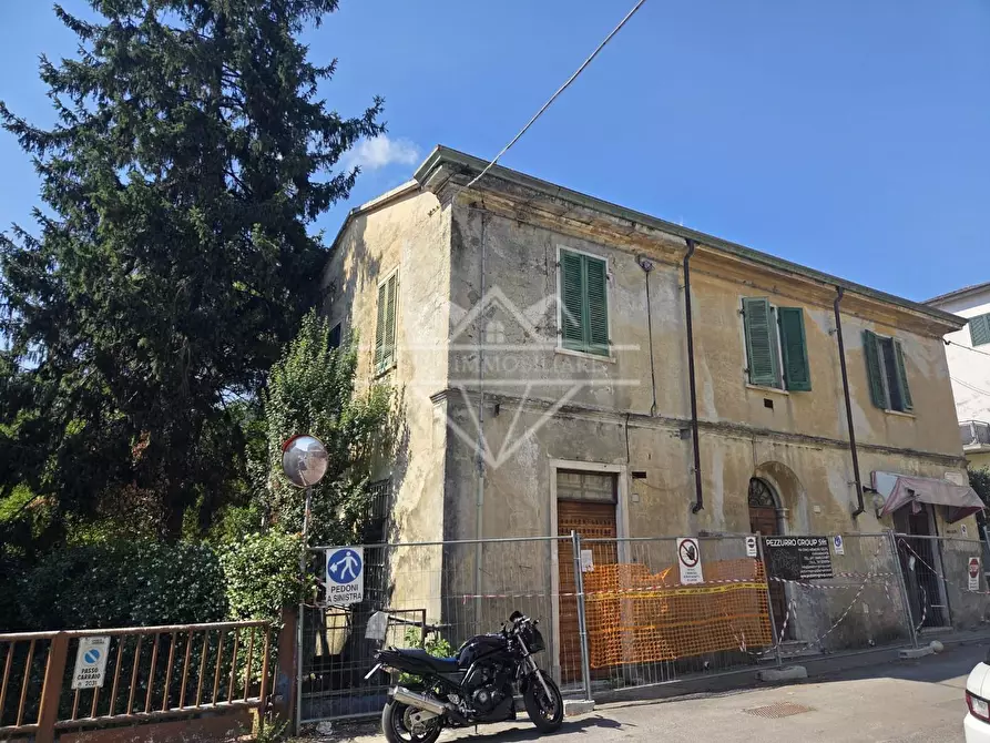 Immagine 3 di Casa semindipendente in vendita  a Carrara