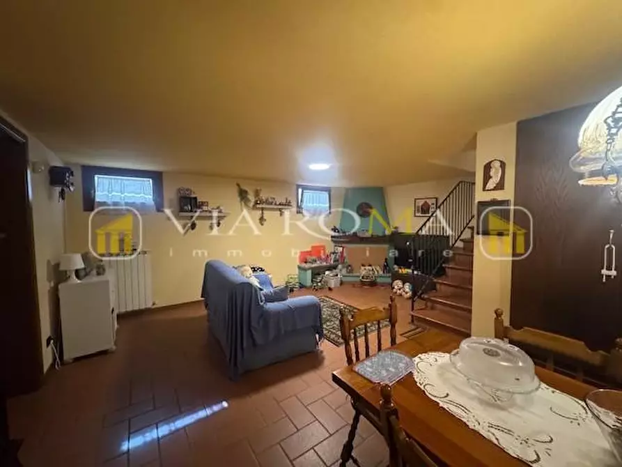 Immagine 20 di Casa indipendente in vendita  a Lucca