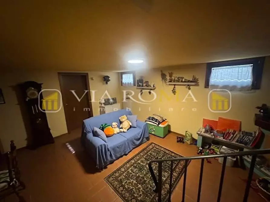 Immagine 18 di Casa indipendente in vendita  a Lucca