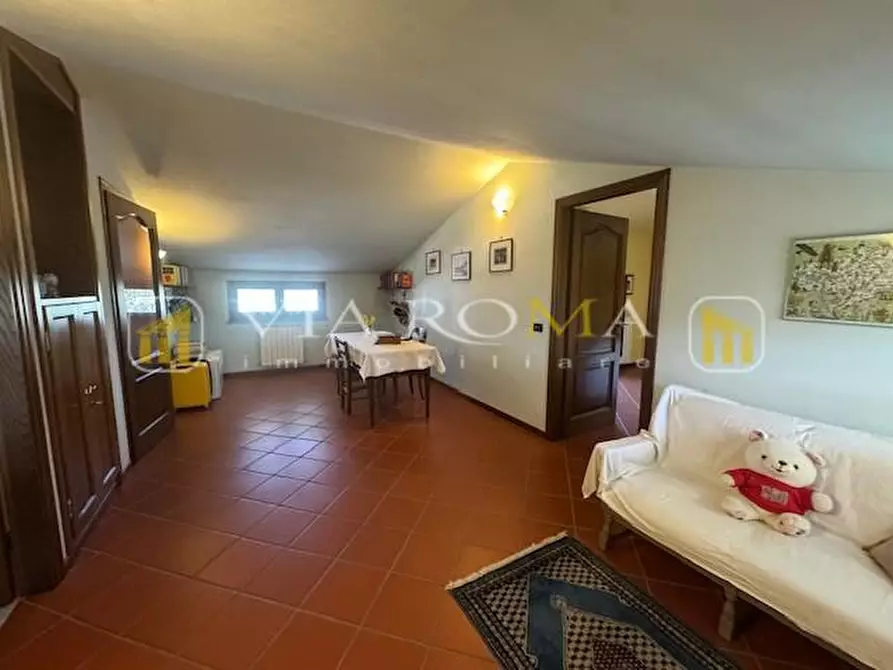 Immagine 28 di Casa indipendente in vendita  a Lucca