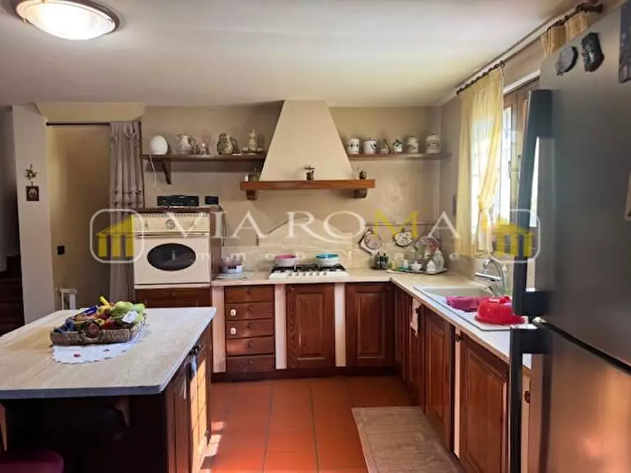 Immagine 16 di Casa indipendente in vendita  a Lucca