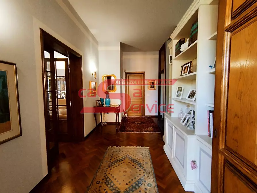 Immagine 4 di Casa indipendente in vendita  a Pescia