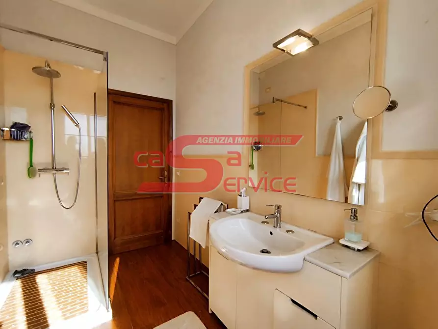 Immagine 19 di Casa indipendente in vendita  a Pescia