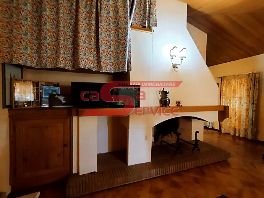 Immagine 23 di Casa indipendente in vendita  a Pescia