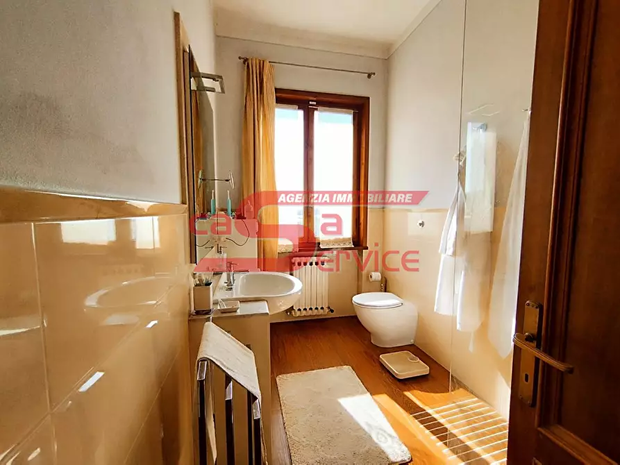 Immagine 20 di Casa indipendente in vendita  a Pescia