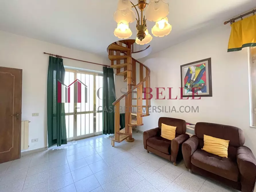 Immagine 19 di Villa in vendita  a Massarosa