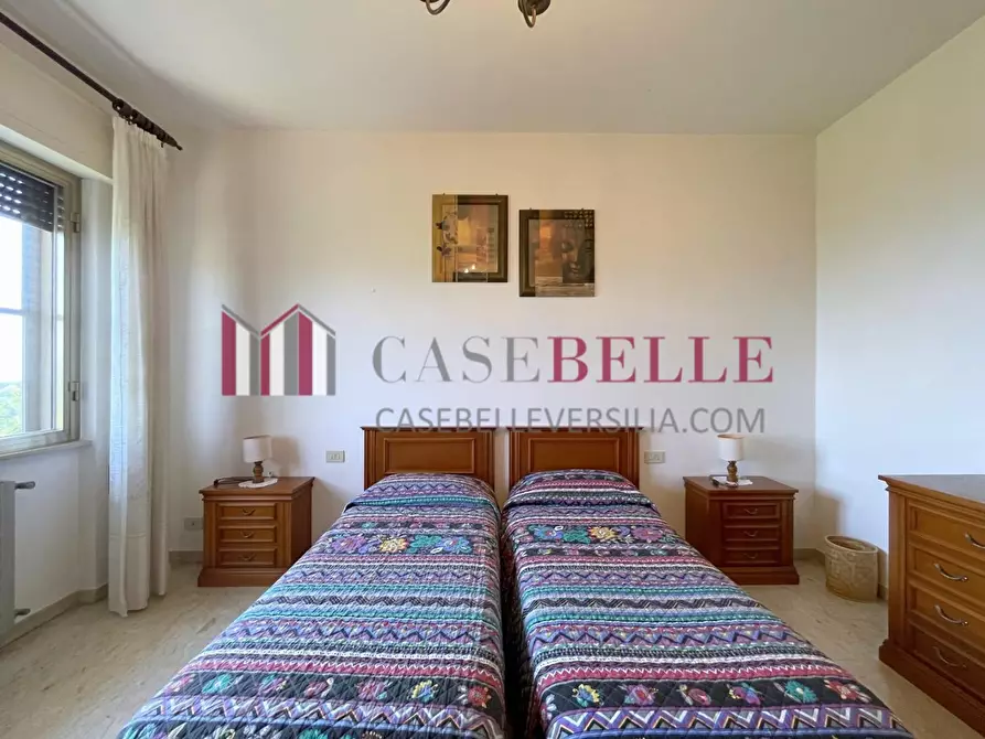 Immagine 50 di Villa in vendita  a Massarosa