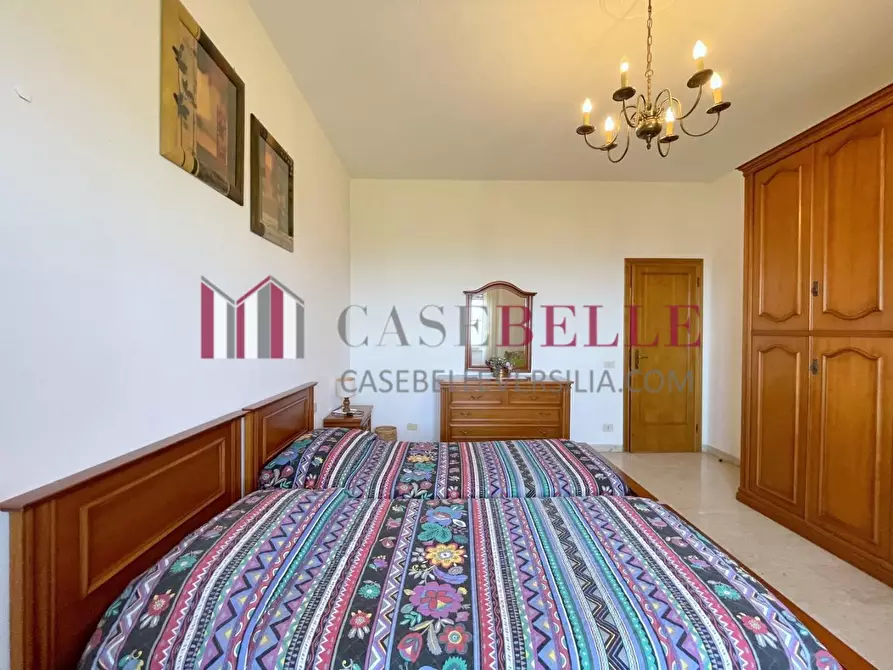 Immagine 51 di Villa in vendita  a Massarosa