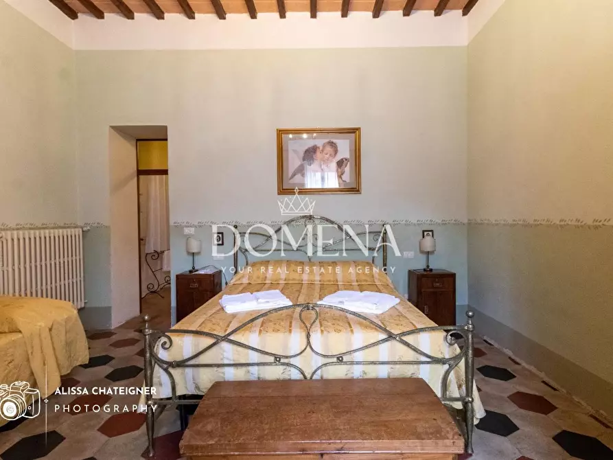 Immagine 11 di Villa in vendita  a Murlo