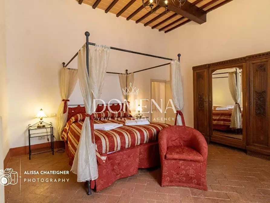 Immagine 21 di Villa in vendita  a Murlo