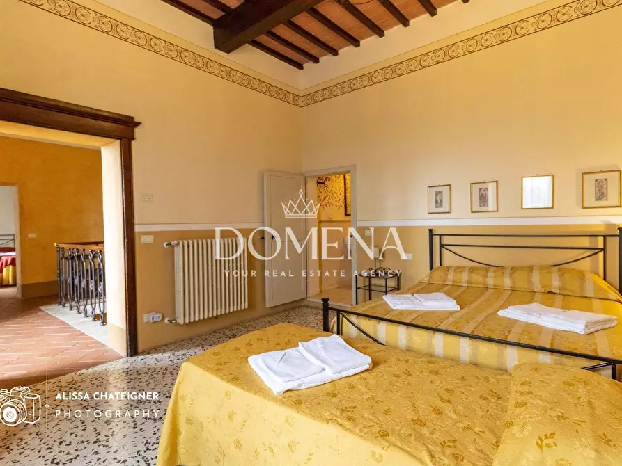 Immagine 34 di Villa in vendita  a Murlo