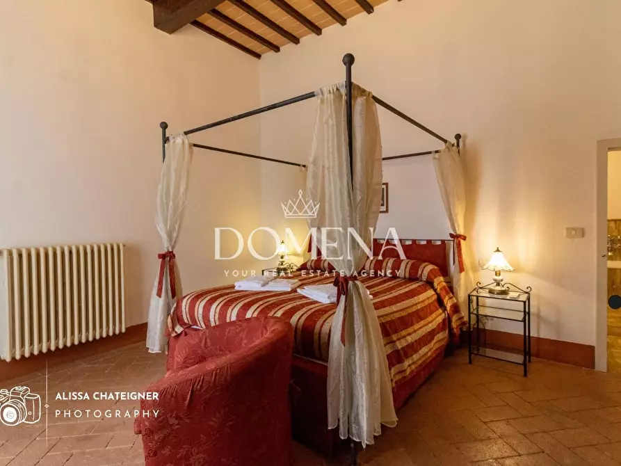 Immagine 22 di Villa in vendita  a Murlo