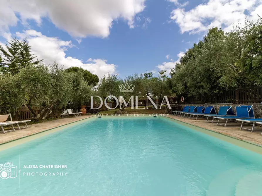 Immagine 47 di Villa in vendita  a Murlo