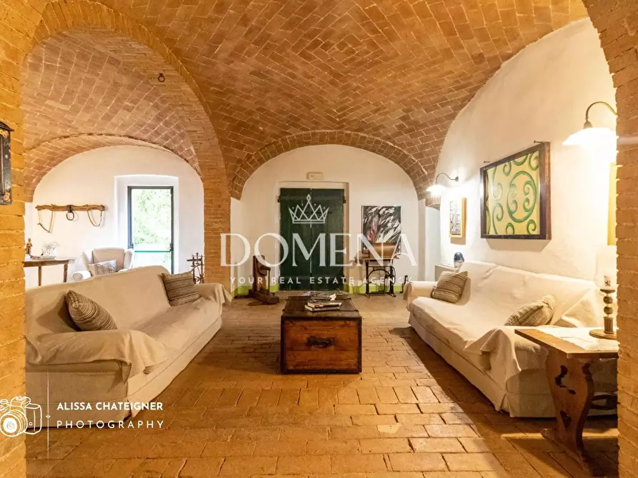 Immagine 1 di Villa in vendita  a Murlo