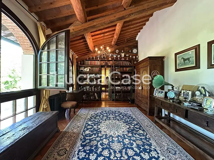 Immagine 19 di Casa colonica in vendita  a Pisa