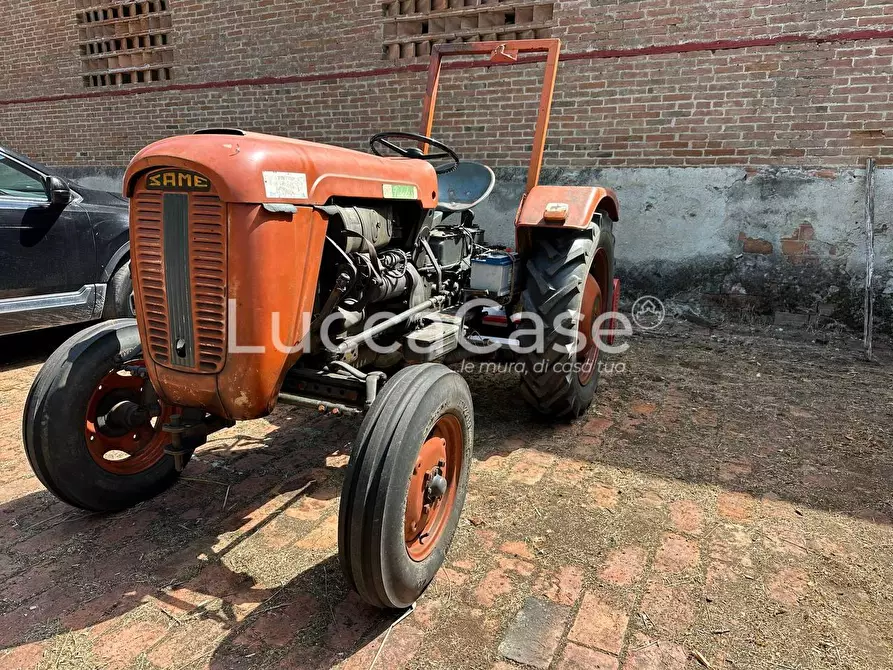 Immagine 45 di Casa colonica in vendita  a Pisa