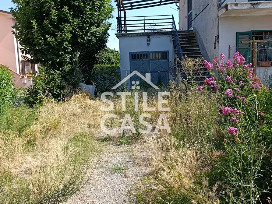 Immagine 77 di Appartamento in vendita  a Castelfranco Di Sotto