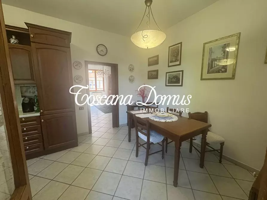 Immagine 13 di Appartamento in vendita  a Siena