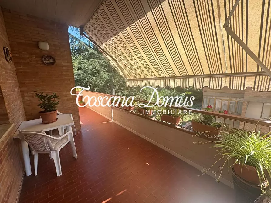 Immagine 8 di Appartamento in vendita  a Siena