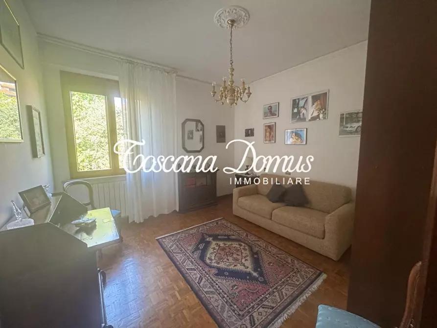 Immagine 22 di Appartamento in vendita  a Siena