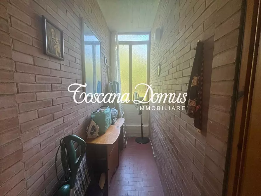 Immagine 20 di Appartamento in vendita  a Siena