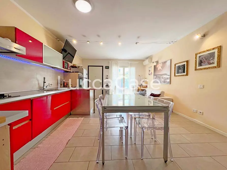 Immagine 4 di Villetta a schiera in vendita  a Lucca