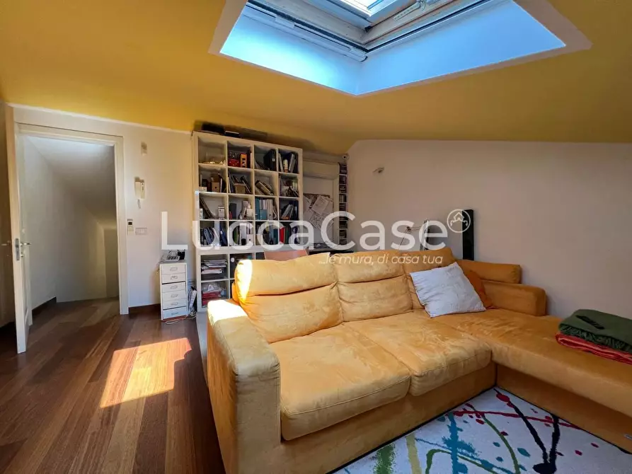 Immagine 24 di Villetta a schiera in vendita  a Lucca