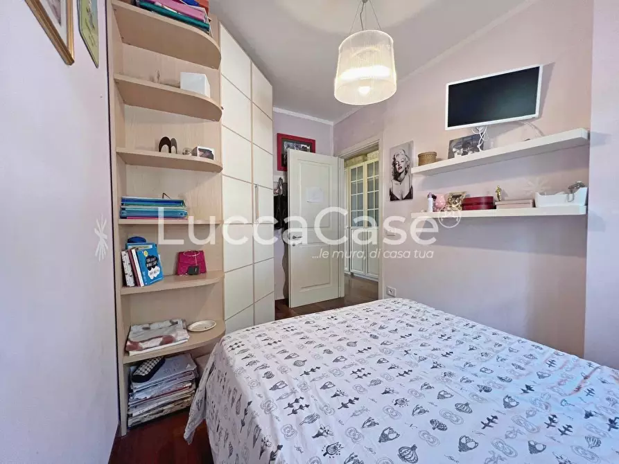 Immagine 12 di Villetta a schiera in vendita  a Lucca