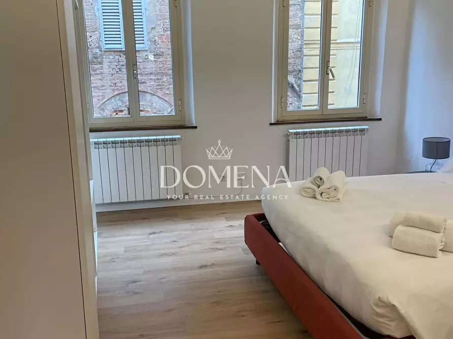 Immagine 17 di Appartamento in vendita  a Siena