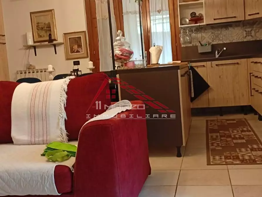 Immagine 7 di Appartamento in vendita  a Collesalvetti