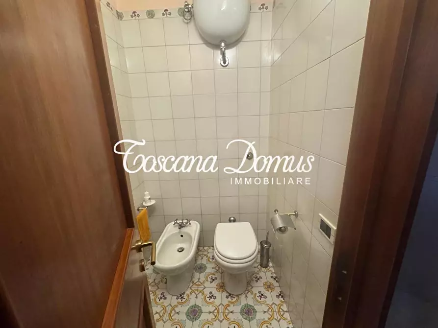 Immagine 45 di Casa colonica in vendita  a Monteriggioni