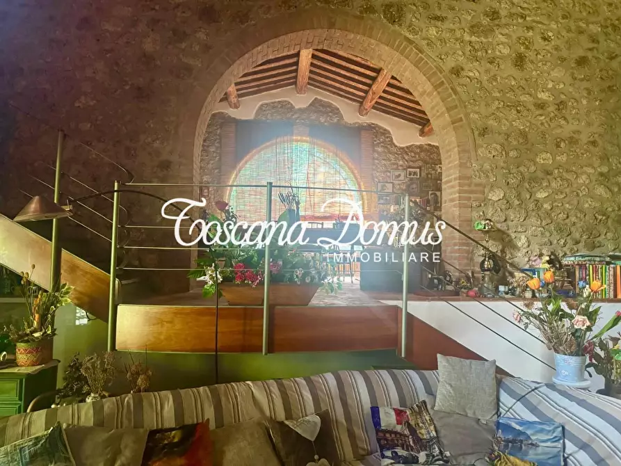 Immagine 44 di Casa colonica in vendita  a Monteriggioni
