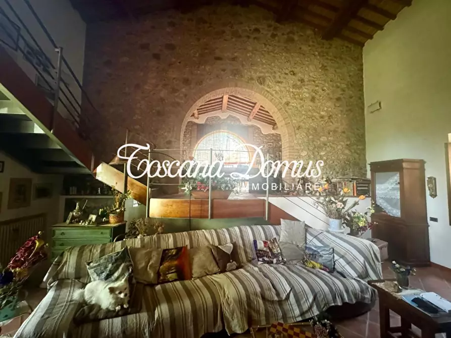 Immagine 43 di Casa colonica in vendita  a Monteriggioni