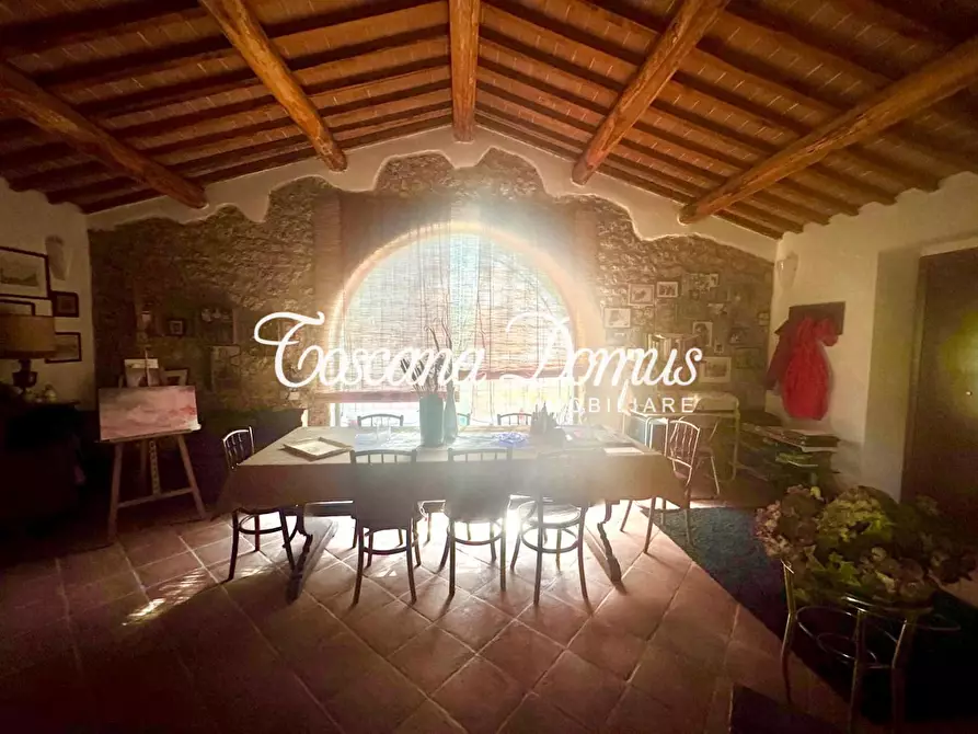Immagine 30 di Casa colonica in vendita  a Monteriggioni
