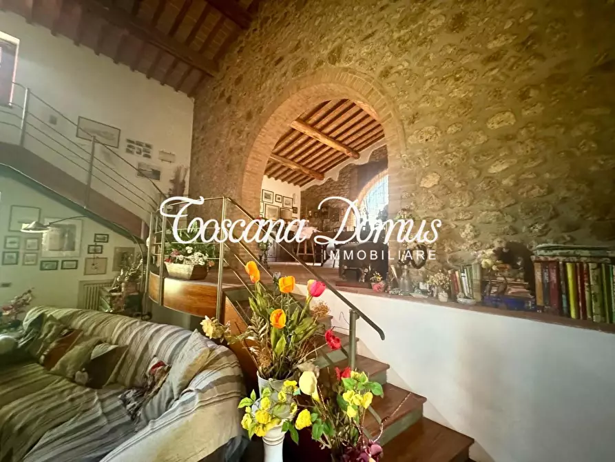 Immagine 34 di Casa colonica in vendita  a Monteriggioni
