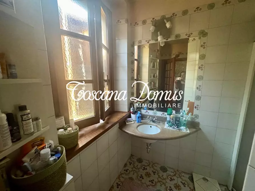 Immagine 42 di Casa colonica in vendita  a Monteriggioni