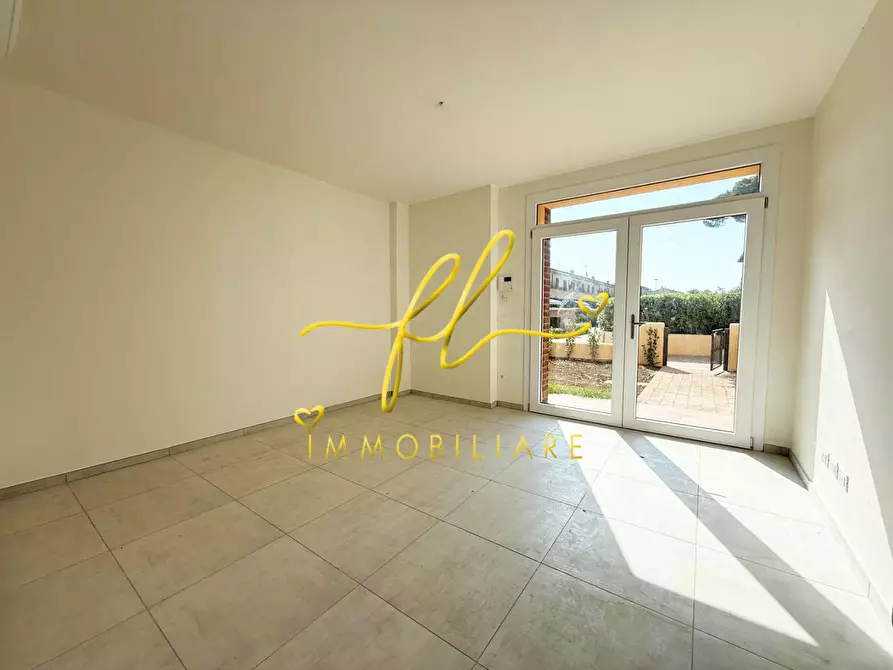 Immagine 5 di Appartamento in vendita  a Rosignano Marittimo