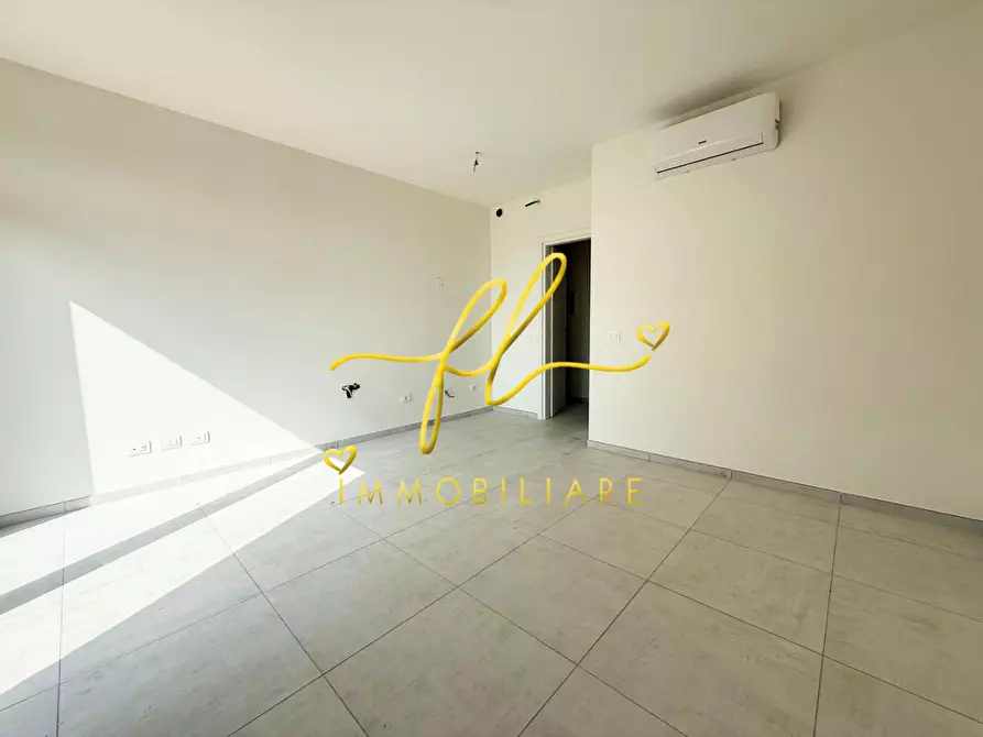 Immagine 3 di Appartamento in vendita  a Rosignano Marittimo