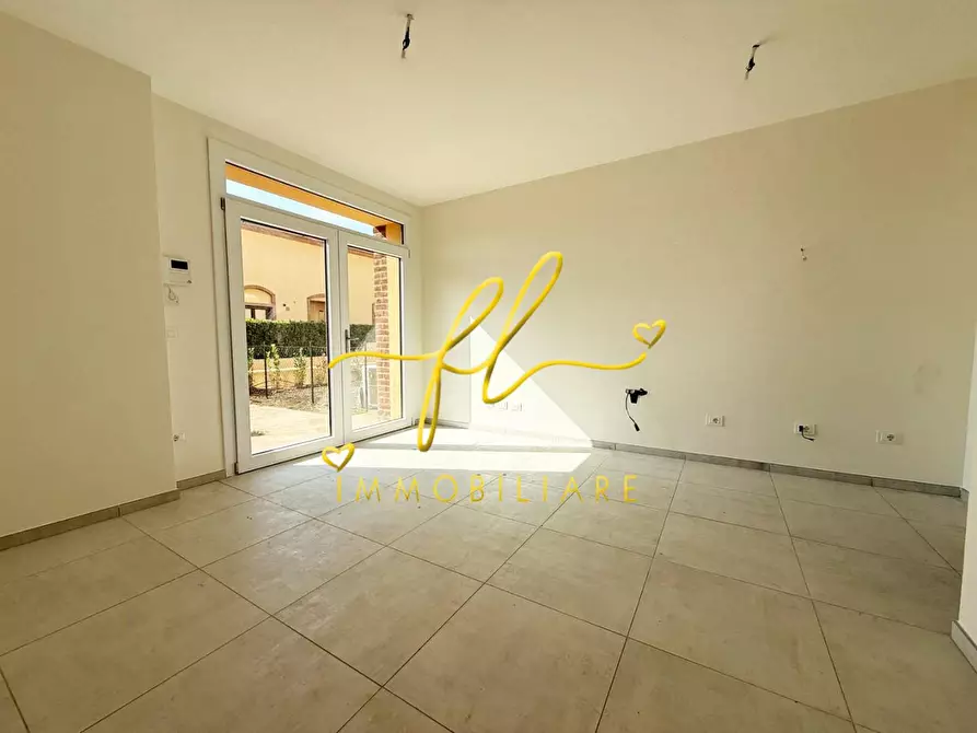 Immagine 2 di Appartamento in vendita  a Rosignano Marittimo