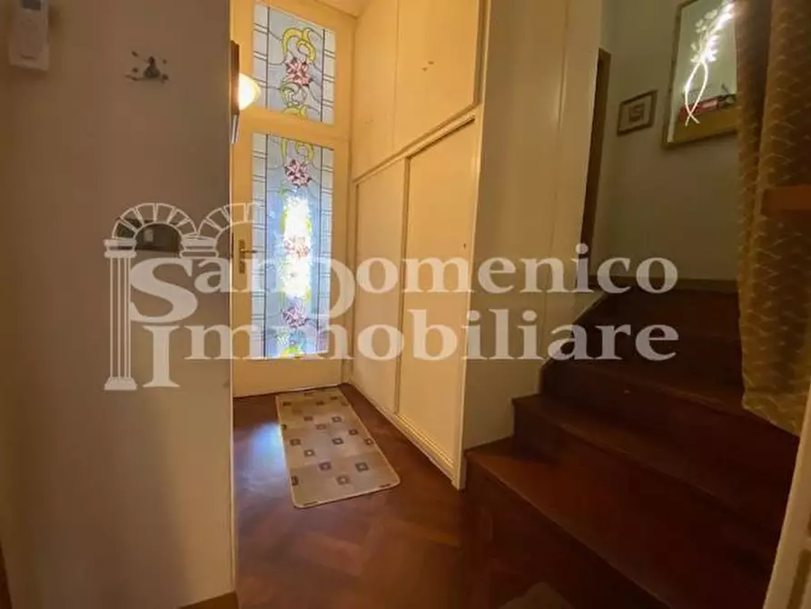 Immagine 7 di Villa in vendita  a Cascina