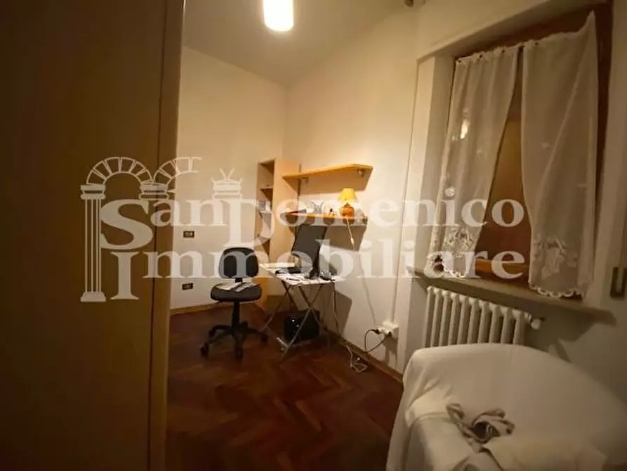 Immagine 16 di Villa in vendita  a Cascina