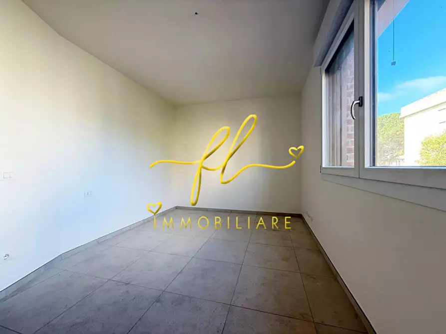 Immagine 5 di Appartamento in vendita  a Rosignano Marittimo