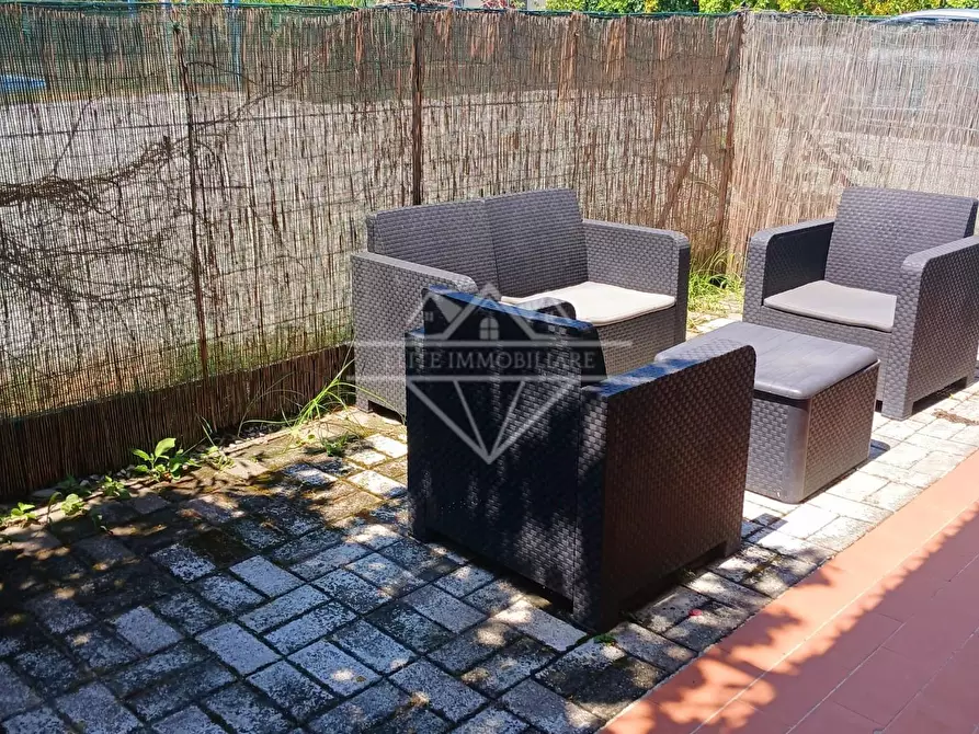 Immagine 2 di Appartamento in vendita  a Ameglia