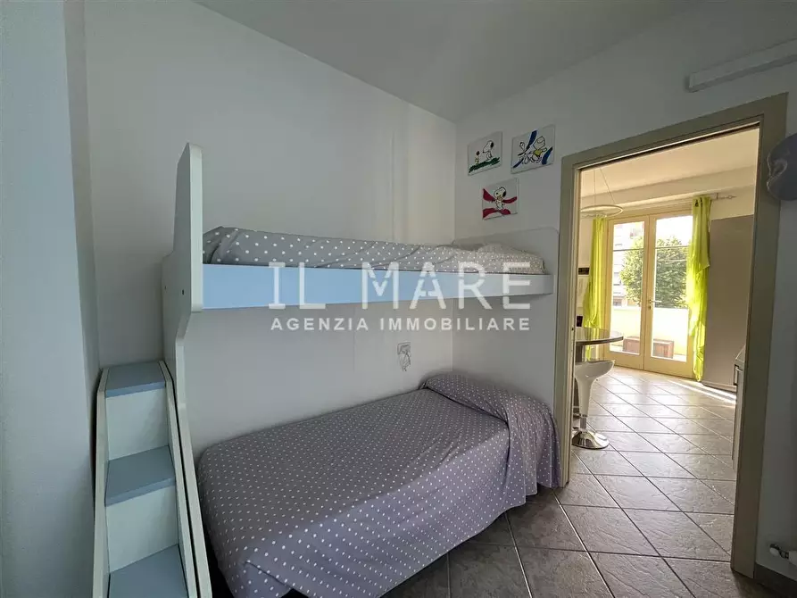 Immagine 9 di Appartamento in vendita  a Massa