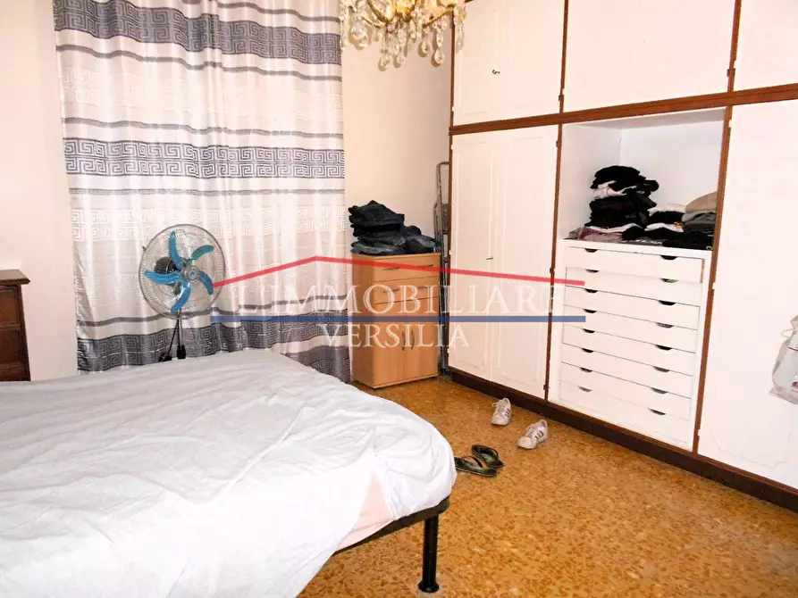 Immagine 54 di Casa bifamiliare in vendita  a Montignoso