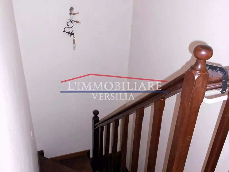 Immagine 57 di Casa bifamiliare in vendita  a Montignoso