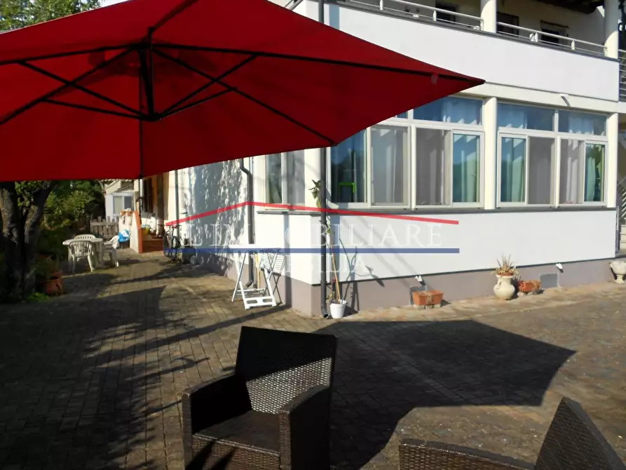 Immagine 10 di Casa bifamiliare in vendita  a Montignoso