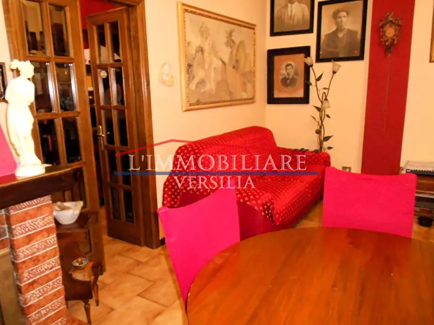 Immagine 20 di Casa bifamiliare in vendita  a Montignoso