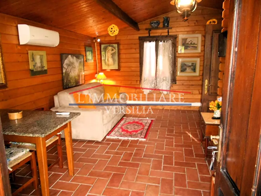 Immagine 39 di Casa bifamiliare in vendita  a Montignoso