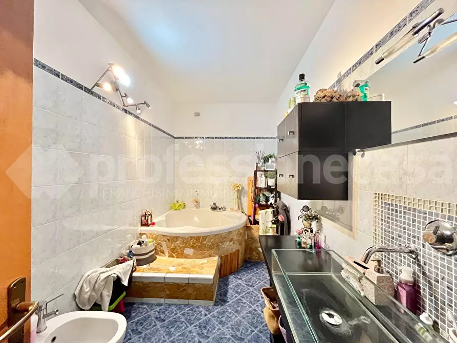 Immagine 17 di Appartamento in vendita  a Pisa